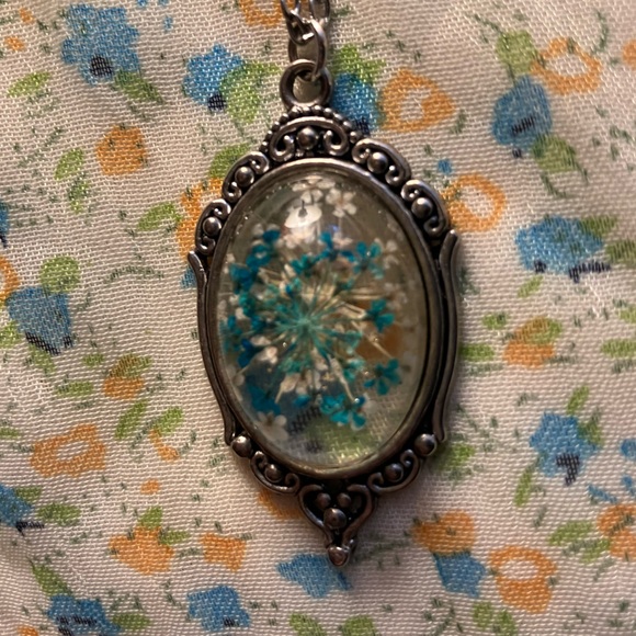 Blue Dried Flower Pendant Necklace - Picture 4 of 4